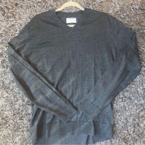 Old Navy V Neck Lightweight Gray Sweater Mens Size Large Pullover